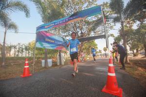 BIB: 
                            <button type="button" onclick="openModal(3451769)" class="btn btn-primary btn-sm float-right btn-popup" data-toggle="modal" data-target=".modal-high-quality">
                        <i class="fas fa-shopping-cart"></i> Add to Cart
                    </button>
                                            <button type="button" onclick="isThisMe(3451769, true)" class="btn btn-success btn-sm float-right btn-popup btn-isme hidden" data-toggle="tooltip" data-placement="bottom" title="นี่คือรูปของคุณใช่ไหม คลิกที่นี่เพื่อเอาเข้าอัลบั้ม">
                        <i class="fas fa-plus"></i> Add to album
                    </button>
                    <button type="button" onclick="isThisMe(3451769, false)" class="btn btn-warning btn-sm float-right btn-popup btn-isnotme hidden">
                        <i class="fas fa-ban"></i> Remove from album
                    </button>