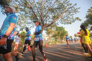 BIB: 
                            <button type="button" onclick="openModal(3452011)" class="btn btn-primary btn-sm float-right btn-popup" data-toggle="modal" data-target=".modal-high-quality">
                        <i class="fas fa-shopping-cart"></i> Add to Cart
                    </button>
                                            <button type="button" onclick="isThisMe(3452011, true)" class="btn btn-success btn-sm float-right btn-popup btn-isme hidden" data-toggle="tooltip" data-placement="bottom" title="นี่คือรูปของคุณใช่ไหม คลิกที่นี่เพื่อเอาเข้าอัลบั้ม">
                        <i class="fas fa-plus"></i> Add to album
                    </button>
                    <button type="button" onclick="isThisMe(3452011, false)" class="btn btn-warning btn-sm float-right btn-popup btn-isnotme hidden">
                        <i class="fas fa-ban"></i> Remove from album
                    </button>