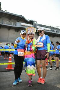 BIB: 8404, 8159
                            <button type="button" onclick="openModal(3469510)" class="btn btn-primary btn-sm float-right btn-popup" data-toggle="modal" data-target=".modal-high-quality">
                        <i class="fas fa-shopping-cart"></i> Add to Cart
                    </button>
                                            <button type="button" onclick="isThisMe(3469510, true)" class="btn btn-success btn-sm float-right btn-popup btn-isme hidden" data-toggle="tooltip" data-placement="bottom" title="นี่คือรูปของคุณใช่ไหม คลิกที่นี่เพื่อเอาเข้าอัลบั้ม">
                        <i class="fas fa-plus"></i> Add to album
                    </button>
                    <button type="button" onclick="isThisMe(3469510, false)" class="btn btn-warning btn-sm float-right btn-popup btn-isnotme hidden">
                        <i class="fas fa-ban"></i> Remove from album
                    </button>