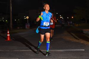 BIB: 6150
                            <button type="button" onclick="openModal(3468926)" class="btn btn-primary btn-sm float-right btn-popup" data-toggle="modal" data-target=".modal-high-quality">
                        <i class="fas fa-shopping-cart"></i> Add to Cart
                    </button>
                                            <button type="button" onclick="isThisMe(3468926, true)" class="btn btn-success btn-sm float-right btn-popup btn-isme hidden" data-toggle="tooltip" data-placement="bottom" title="นี่คือรูปของคุณใช่ไหม คลิกที่นี่เพื่อเอาเข้าอัลบั้ม">
                        <i class="fas fa-plus"></i> Add to album
                    </button>
                    <button type="button" onclick="isThisMe(3468926, false)" class="btn btn-warning btn-sm float-right btn-popup btn-isnotme hidden">
                        <i class="fas fa-ban"></i> Remove from album
                    </button>