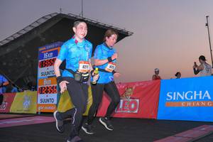 BIB: 0385, 8211, 2356
                            <button type="button" onclick="openModal(3397713)" class="btn btn-primary btn-sm float-right btn-popup" data-toggle="modal" data-target=".modal-high-quality">
                        <i class="fas fa-shopping-cart"></i> Add to Cart
                    </button>
                                            <button type="button" onclick="isThisMe(3397713, true)" class="btn btn-success btn-sm float-right btn-popup btn-isme hidden" data-toggle="tooltip" data-placement="bottom" title="นี่คือรูปของคุณใช่ไหม คลิกที่นี่เพื่อเอาเข้าอัลบั้ม">
                        <i class="fas fa-plus"></i> Add to album
                    </button>
                    <button type="button" onclick="isThisMe(3397713, false)" class="btn btn-warning btn-sm float-right btn-popup btn-isnotme hidden">
                        <i class="fas fa-ban"></i> Remove from album
                    </button>