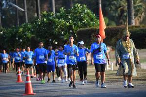 BIB: 6869
                            <button type="button" onclick="openModal(3473771)" class="btn btn-primary btn-sm float-right btn-popup" data-toggle="modal" data-target=".modal-high-quality">
                        <i class="fas fa-shopping-cart"></i> Add to Cart
                    </button>
                                            <button type="button" onclick="isThisMe(3473771, true)" class="btn btn-success btn-sm float-right btn-popup btn-isme hidden" data-toggle="tooltip" data-placement="bottom" title="นี่คือรูปของคุณใช่ไหม คลิกที่นี่เพื่อเอาเข้าอัลบั้ม">
                        <i class="fas fa-plus"></i> Add to album
                    </button>
                    <button type="button" onclick="isThisMe(3473771, false)" class="btn btn-warning btn-sm float-right btn-popup btn-isnotme hidden">
                        <i class="fas fa-ban"></i> Remove from album
                    </button>