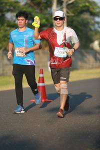 BIB: 7256
                            <button type="button" onclick="openModal(3281450)" class="btn btn-primary btn-sm float-right btn-popup" data-toggle="modal" data-target=".modal-high-quality">
                        <i class="fas fa-shopping-cart"></i> Add to Cart
                    </button>
                                            <button type="button" onclick="isThisMe(3281450, true)" class="btn btn-success btn-sm float-right btn-popup btn-isme hidden" data-toggle="tooltip" data-placement="bottom" title="นี่คือรูปของคุณใช่ไหม คลิกที่นี่เพื่อเอาเข้าอัลบั้ม">
                        <i class="fas fa-plus"></i> Add to album
                    </button>
                    <button type="button" onclick="isThisMe(3281450, false)" class="btn btn-warning btn-sm float-right btn-popup btn-isnotme hidden">
                        <i class="fas fa-ban"></i> Remove from album
                    </button>