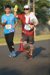 BIB: 9153
                            <button type="button" onclick="openModal(3281463)" class="btn btn-primary btn-sm float-right btn-popup" data-toggle="modal" data-target=".modal-high-quality">
                        <i class="fas fa-shopping-cart"></i> Add to Cart
                    </button>
                                            <button type="button" onclick="isThisMe(3281463, true)" class="btn btn-success btn-sm float-right btn-popup btn-isme hidden" data-toggle="tooltip" data-placement="bottom" title="นี่คือรูปของคุณใช่ไหม คลิกที่นี่เพื่อเอาเข้าอัลบั้ม">
                        <i class="fas fa-plus"></i> Add to album
                    </button>
                    <button type="button" onclick="isThisMe(3281463, false)" class="btn btn-warning btn-sm float-right btn-popup btn-isnotme hidden">
                        <i class="fas fa-ban"></i> Remove from album
                    </button>