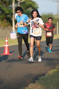 BIB: 8194
                            <button type="button" onclick="openModal(3280990)" class="btn btn-primary btn-sm float-right btn-popup" data-toggle="modal" data-target=".modal-high-quality">
                        <i class="fas fa-shopping-cart"></i> Add to Cart
                    </button>
                                            <button type="button" onclick="isThisMe(3280990, true)" class="btn btn-success btn-sm float-right btn-popup btn-isme hidden" data-toggle="tooltip" data-placement="bottom" title="นี่คือรูปของคุณใช่ไหม คลิกที่นี่เพื่อเอาเข้าอัลบั้ม">
                        <i class="fas fa-plus"></i> Add to album
                    </button>
                    <button type="button" onclick="isThisMe(3280990, false)" class="btn btn-warning btn-sm float-right btn-popup btn-isnotme hidden">
                        <i class="fas fa-ban"></i> Remove from album
                    </button>