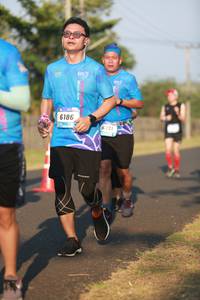 BIB: 6186
                            <button type="button" onclick="openModal(3275774)" class="btn btn-primary btn-sm float-right btn-popup" data-toggle="modal" data-target=".modal-high-quality">
                        <i class="fas fa-shopping-cart"></i> Add to Cart
                    </button>
                                            <button type="button" onclick="isThisMe(3275774, true)" class="btn btn-success btn-sm float-right btn-popup btn-isme hidden" data-toggle="tooltip" data-placement="bottom" title="นี่คือรูปของคุณใช่ไหม คลิกที่นี่เพื่อเอาเข้าอัลบั้ม">
                        <i class="fas fa-plus"></i> Add to album
                    </button>
                    <button type="button" onclick="isThisMe(3275774, false)" class="btn btn-warning btn-sm float-right btn-popup btn-isnotme hidden">
                        <i class="fas fa-ban"></i> Remove from album
                    </button>