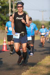 BIB: 928
                            <button type="button" onclick="openModal(3275683)" class="btn btn-primary btn-sm float-right btn-popup" data-toggle="modal" data-target=".modal-high-quality">
                        <i class="fas fa-shopping-cart"></i> Add to Cart
                    </button>
                                            <button type="button" onclick="isThisMe(3275683, true)" class="btn btn-success btn-sm float-right btn-popup btn-isme hidden" data-toggle="tooltip" data-placement="bottom" title="นี่คือรูปของคุณใช่ไหม คลิกที่นี่เพื่อเอาเข้าอัลบั้ม">
                        <i class="fas fa-plus"></i> Add to album
                    </button>
                    <button type="button" onclick="isThisMe(3275683, false)" class="btn btn-warning btn-sm float-right btn-popup btn-isnotme hidden">
                        <i class="fas fa-ban"></i> Remove from album
                    </button>