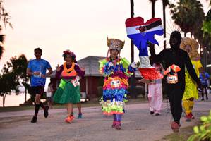 BIB: 225
                            <button type="button" onclick="openModal(3433176)" class="btn btn-primary btn-sm float-right btn-popup" data-toggle="modal" data-target=".modal-high-quality">
                        <i class="fas fa-shopping-cart"></i> Add to Cart
                    </button>
                                            <button type="button" onclick="isThisMe(3433176, true)" class="btn btn-success btn-sm float-right btn-popup btn-isme hidden" data-toggle="tooltip" data-placement="bottom" title="นี่คือรูปของคุณใช่ไหม คลิกที่นี่เพื่อเอาเข้าอัลบั้ม">
                        <i class="fas fa-plus"></i> Add to album
                    </button>
                    <button type="button" onclick="isThisMe(3433176, false)" class="btn btn-warning btn-sm float-right btn-popup btn-isnotme hidden">
                        <i class="fas fa-ban"></i> Remove from album
                    </button>