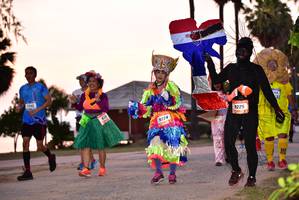 BIB: 9225, 
                            <button type="button" onclick="openModal(3433200)" class="btn btn-primary btn-sm float-right btn-popup" data-toggle="modal" data-target=".modal-high-quality">
                        <i class="fas fa-shopping-cart"></i> Add to Cart
                    </button>
                                            <button type="button" onclick="isThisMe(3433200, true)" class="btn btn-success btn-sm float-right btn-popup btn-isme hidden" data-toggle="tooltip" data-placement="bottom" title="นี่คือรูปของคุณใช่ไหม คลิกที่นี่เพื่อเอาเข้าอัลบั้ม">
                        <i class="fas fa-plus"></i> Add to album
                    </button>
                    <button type="button" onclick="isThisMe(3433200, false)" class="btn btn-warning btn-sm float-right btn-popup btn-isnotme hidden">
                        <i class="fas fa-ban"></i> Remove from album
                    </button>