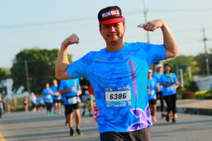 BIB: 6386
                            <button type="button" onclick="openModal(3184820)" class="btn btn-primary btn-sm float-right btn-popup" data-toggle="modal" data-target=".modal-high-quality">
                        <i class="fas fa-shopping-cart"></i> Add to Cart
                    </button>
                                            <button type="button" onclick="isThisMe(3184820, true)" class="btn btn-success btn-sm float-right btn-popup btn-isme hidden" data-toggle="tooltip" data-placement="bottom" title="นี่คือรูปของคุณใช่ไหม คลิกที่นี่เพื่อเอาเข้าอัลบั้ม">
                        <i class="fas fa-plus"></i> Add to album
                    </button>
                    <button type="button" onclick="isThisMe(3184820, false)" class="btn btn-warning btn-sm float-right btn-popup btn-isnotme hidden">
                        <i class="fas fa-ban"></i> Remove from album
                    </button>