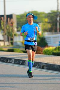 BIB: 6150
                            <button type="button" onclick="openModal(3185915)" class="btn btn-primary btn-sm float-right btn-popup" data-toggle="modal" data-target=".modal-high-quality">
                        <i class="fas fa-shopping-cart"></i> Add to Cart
                    </button>
                                            <button type="button" onclick="isThisMe(3185915, true)" class="btn btn-success btn-sm float-right btn-popup btn-isme hidden" data-toggle="tooltip" data-placement="bottom" title="นี่คือรูปของคุณใช่ไหม คลิกที่นี่เพื่อเอาเข้าอัลบั้ม">
                        <i class="fas fa-plus"></i> Add to album
                    </button>
                    <button type="button" onclick="isThisMe(3185915, false)" class="btn btn-warning btn-sm float-right btn-popup btn-isnotme hidden">
                        <i class="fas fa-ban"></i> Remove from album
                    </button>