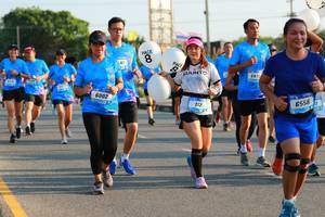 BIB: 687, 6002, 6556, 112
                            <button type="button" onclick="openModal(3184752)" class="btn btn-primary btn-sm float-right btn-popup" data-toggle="modal" data-target=".modal-high-quality">
                        <i class="fas fa-shopping-cart"></i> Add to Cart
                    </button>
                                            <button type="button" onclick="isThisMe(3184752, true)" class="btn btn-success btn-sm float-right btn-popup btn-isme hidden" data-toggle="tooltip" data-placement="bottom" title="นี่คือรูปของคุณใช่ไหม คลิกที่นี่เพื่อเอาเข้าอัลบั้ม">
                        <i class="fas fa-plus"></i> Add to album
                    </button>
                    <button type="button" onclick="isThisMe(3184752, false)" class="btn btn-warning btn-sm float-right btn-popup btn-isnotme hidden">
                        <i class="fas fa-ban"></i> Remove from album
                    </button>