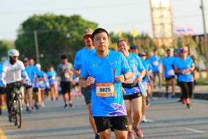 BIB: 9825
                            <button type="button" onclick="openModal(3193975)" class="btn btn-primary btn-sm float-right btn-popup" data-toggle="modal" data-target=".modal-high-quality">
                        <i class="fas fa-shopping-cart"></i> Add to Cart
                    </button>
                                            <button type="button" onclick="isThisMe(3193975, true)" class="btn btn-success btn-sm float-right btn-popup btn-isme hidden" data-toggle="tooltip" data-placement="bottom" title="นี่คือรูปของคุณใช่ไหม คลิกที่นี่เพื่อเอาเข้าอัลบั้ม">
                        <i class="fas fa-plus"></i> Add to album
                    </button>
                    <button type="button" onclick="isThisMe(3193975, false)" class="btn btn-warning btn-sm float-right btn-popup btn-isnotme hidden">
                        <i class="fas fa-ban"></i> Remove from album
                    </button>