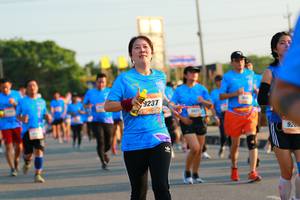 BIB: 9237
                            <button type="button" onclick="openModal(3194668)" class="btn btn-primary btn-sm float-right btn-popup" data-toggle="modal" data-target=".modal-high-quality">
                        <i class="fas fa-shopping-cart"></i> Add to Cart
                    </button>
                                            <button type="button" onclick="isThisMe(3194668, true)" class="btn btn-success btn-sm float-right btn-popup btn-isme hidden" data-toggle="tooltip" data-placement="bottom" title="นี่คือรูปของคุณใช่ไหม คลิกที่นี่เพื่อเอาเข้าอัลบั้ม">
                        <i class="fas fa-plus"></i> Add to album
                    </button>
                    <button type="button" onclick="isThisMe(3194668, false)" class="btn btn-warning btn-sm float-right btn-popup btn-isnotme hidden">
                        <i class="fas fa-ban"></i> Remove from album
                    </button>