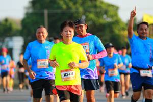 BIB: 882, 8244
                            <button type="button" onclick="openModal(3193641)" class="btn btn-primary btn-sm float-right btn-popup" data-toggle="modal" data-target=".modal-high-quality">
                        <i class="fas fa-shopping-cart"></i> Add to Cart
                    </button>
                                            <button type="button" onclick="isThisMe(3193641, true)" class="btn btn-success btn-sm float-right btn-popup btn-isme hidden" data-toggle="tooltip" data-placement="bottom" title="นี่คือรูปของคุณใช่ไหม คลิกที่นี่เพื่อเอาเข้าอัลบั้ม">
                        <i class="fas fa-plus"></i> Add to album
                    </button>
                    <button type="button" onclick="isThisMe(3193641, false)" class="btn btn-warning btn-sm float-right btn-popup btn-isnotme hidden">
                        <i class="fas fa-ban"></i> Remove from album
                    </button>