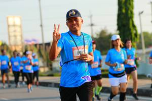 BIB: 
                            <button type="button" onclick="openModal(3193554)" class="btn btn-primary btn-sm float-right btn-popup" data-toggle="modal" data-target=".modal-high-quality">
                        <i class="fas fa-shopping-cart"></i> Add to Cart
                    </button>
                                            <button type="button" onclick="isThisMe(3193554, true)" class="btn btn-success btn-sm float-right btn-popup btn-isme hidden" data-toggle="tooltip" data-placement="bottom" title="นี่คือรูปของคุณใช่ไหม คลิกที่นี่เพื่อเอาเข้าอัลบั้ม">
                        <i class="fas fa-plus"></i> Add to album
                    </button>
                    <button type="button" onclick="isThisMe(3193554, false)" class="btn btn-warning btn-sm float-right btn-popup btn-isnotme hidden">
                        <i class="fas fa-ban"></i> Remove from album
                    </button>