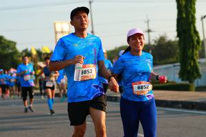 BIB: 3853, 8852
                            <button type="button" onclick="openModal(3193840)" class="btn btn-primary btn-sm float-right btn-popup" data-toggle="modal" data-target=".modal-high-quality">
                        <i class="fas fa-shopping-cart"></i> Add to Cart
                    </button>
                                            <button type="button" onclick="isThisMe(3193840, true)" class="btn btn-success btn-sm float-right btn-popup btn-isme hidden" data-toggle="tooltip" data-placement="bottom" title="นี่คือรูปของคุณใช่ไหม คลิกที่นี่เพื่อเอาเข้าอัลบั้ม">
                        <i class="fas fa-plus"></i> Add to album
                    </button>
                    <button type="button" onclick="isThisMe(3193840, false)" class="btn btn-warning btn-sm float-right btn-popup btn-isnotme hidden">
                        <i class="fas fa-ban"></i> Remove from album
                    </button>