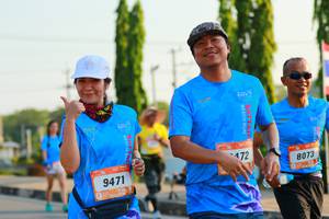 BIB: 9471, 472, 8073
                            <button type="button" onclick="openModal(3193880)" class="btn btn-primary btn-sm float-right btn-popup" data-toggle="modal" data-target=".modal-high-quality">
                        <i class="fas fa-shopping-cart"></i> Add to Cart
                    </button>
                                            <button type="button" onclick="isThisMe(3193880, true)" class="btn btn-success btn-sm float-right btn-popup btn-isme hidden" data-toggle="tooltip" data-placement="bottom" title="นี่คือรูปของคุณใช่ไหม คลิกที่นี่เพื่อเอาเข้าอัลบั้ม">
                        <i class="fas fa-plus"></i> Add to album
                    </button>
                    <button type="button" onclick="isThisMe(3193880, false)" class="btn btn-warning btn-sm float-right btn-popup btn-isnotme hidden">
                        <i class="fas fa-ban"></i> Remove from album
                    </button>