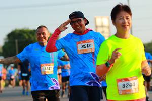 BIB: 8512, 882, 8244
                            <button type="button" onclick="openModal(3193652)" class="btn btn-primary btn-sm float-right btn-popup" data-toggle="modal" data-target=".modal-high-quality">
                        <i class="fas fa-shopping-cart"></i> Add to Cart
                    </button>
                                            <button type="button" onclick="isThisMe(3193652, true)" class="btn btn-success btn-sm float-right btn-popup btn-isme hidden" data-toggle="tooltip" data-placement="bottom" title="นี่คือรูปของคุณใช่ไหม คลิกที่นี่เพื่อเอาเข้าอัลบั้ม">
                        <i class="fas fa-plus"></i> Add to album
                    </button>
                    <button type="button" onclick="isThisMe(3193652, false)" class="btn btn-warning btn-sm float-right btn-popup btn-isnotme hidden">
                        <i class="fas fa-ban"></i> Remove from album
                    </button>