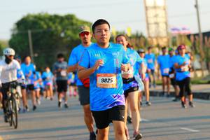 BIB: 9825
                            <button type="button" onclick="openModal(3193982)" class="btn btn-primary btn-sm float-right btn-popup" data-toggle="modal" data-target=".modal-high-quality">
                        <i class="fas fa-shopping-cart"></i> Add to Cart
                    </button>
                                            <button type="button" onclick="isThisMe(3193982, true)" class="btn btn-success btn-sm float-right btn-popup btn-isme hidden" data-toggle="tooltip" data-placement="bottom" title="นี่คือรูปของคุณใช่ไหม คลิกที่นี่เพื่อเอาเข้าอัลบั้ม">
                        <i class="fas fa-plus"></i> Add to album
                    </button>
                    <button type="button" onclick="isThisMe(3193982, false)" class="btn btn-warning btn-sm float-right btn-popup btn-isnotme hidden">
                        <i class="fas fa-ban"></i> Remove from album
                    </button>