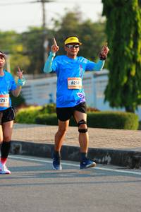 BIB: 8258, 257
                            <button type="button" onclick="openModal(3192111)" class="btn btn-primary btn-sm float-right btn-popup" data-toggle="modal" data-target=".modal-high-quality">
                        <i class="fas fa-shopping-cart"></i> Add to Cart
                    </button>
                                            <button type="button" onclick="isThisMe(3192111, true)" class="btn btn-success btn-sm float-right btn-popup btn-isme hidden" data-toggle="tooltip" data-placement="bottom" title="นี่คือรูปของคุณใช่ไหม คลิกที่นี่เพื่อเอาเข้าอัลบั้ม">
                        <i class="fas fa-plus"></i> Add to album
                    </button>
                    <button type="button" onclick="isThisMe(3192111, false)" class="btn btn-warning btn-sm float-right btn-popup btn-isnotme hidden">
                        <i class="fas fa-ban"></i> Remove from album
                    </button>