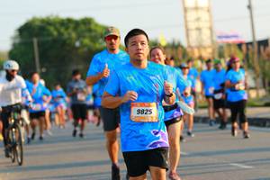 BIB: 9825
                            <button type="button" onclick="openModal(3193983)" class="btn btn-primary btn-sm float-right btn-popup" data-toggle="modal" data-target=".modal-high-quality">
                        <i class="fas fa-shopping-cart"></i> Add to Cart
                    </button>
                                            <button type="button" onclick="isThisMe(3193983, true)" class="btn btn-success btn-sm float-right btn-popup btn-isme hidden" data-toggle="tooltip" data-placement="bottom" title="นี่คือรูปของคุณใช่ไหม คลิกที่นี่เพื่อเอาเข้าอัลบั้ม">
                        <i class="fas fa-plus"></i> Add to album
                    </button>
                    <button type="button" onclick="isThisMe(3193983, false)" class="btn btn-warning btn-sm float-right btn-popup btn-isnotme hidden">
                        <i class="fas fa-ban"></i> Remove from album
                    </button>