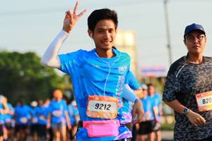 BIB: 9212, 820
                            <button type="button" onclick="openModal(3194457)" class="btn btn-primary btn-sm float-right btn-popup" data-toggle="modal" data-target=".modal-high-quality">
                        <i class="fas fa-shopping-cart"></i> Add to Cart
                    </button>
                                            <button type="button" onclick="isThisMe(3194457, true)" class="btn btn-success btn-sm float-right btn-popup btn-isme hidden" data-toggle="tooltip" data-placement="bottom" title="นี่คือรูปของคุณใช่ไหม คลิกที่นี่เพื่อเอาเข้าอัลบั้ม">
                        <i class="fas fa-plus"></i> Add to album
                    </button>
                    <button type="button" onclick="isThisMe(3194457, false)" class="btn btn-warning btn-sm float-right btn-popup btn-isnotme hidden">
                        <i class="fas fa-ban"></i> Remove from album
                    </button>