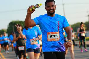 BIB: 9386
                            <button type="button" onclick="openModal(3194585)" class="btn btn-primary btn-sm float-right btn-popup" data-toggle="modal" data-target=".modal-high-quality">
                        <i class="fas fa-shopping-cart"></i> Add to Cart
                    </button>
                                            <button type="button" onclick="isThisMe(3194585, true)" class="btn btn-success btn-sm float-right btn-popup btn-isme hidden" data-toggle="tooltip" data-placement="bottom" title="นี่คือรูปของคุณใช่ไหม คลิกที่นี่เพื่อเอาเข้าอัลบั้ม">
                        <i class="fas fa-plus"></i> Add to album
                    </button>
                    <button type="button" onclick="isThisMe(3194585, false)" class="btn btn-warning btn-sm float-right btn-popup btn-isnotme hidden">
                        <i class="fas fa-ban"></i> Remove from album
                    </button>