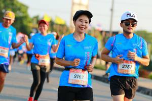 BIB: 9267, 9182
                            <button type="button" onclick="openModal(3193942)" class="btn btn-primary btn-sm float-right btn-popup" data-toggle="modal" data-target=".modal-high-quality">
                        <i class="fas fa-shopping-cart"></i> Add to Cart
                    </button>
                                            <button type="button" onclick="isThisMe(3193942, true)" class="btn btn-success btn-sm float-right btn-popup btn-isme hidden" data-toggle="tooltip" data-placement="bottom" title="นี่คือรูปของคุณใช่ไหม คลิกที่นี่เพื่อเอาเข้าอัลบั้ม">
                        <i class="fas fa-plus"></i> Add to album
                    </button>
                    <button type="button" onclick="isThisMe(3193942, false)" class="btn btn-warning btn-sm float-right btn-popup btn-isnotme hidden">
                        <i class="fas fa-ban"></i> Remove from album
                    </button>