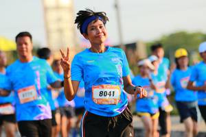 BIB: 8041
                            <button type="button" onclick="openModal(3193883)" class="btn btn-primary btn-sm float-right btn-popup" data-toggle="modal" data-target=".modal-high-quality">
                        <i class="fas fa-shopping-cart"></i> Add to Cart
                    </button>
                                            <button type="button" onclick="isThisMe(3193883, true)" class="btn btn-success btn-sm float-right btn-popup btn-isme hidden" data-toggle="tooltip" data-placement="bottom" title="นี่คือรูปของคุณใช่ไหม คลิกที่นี่เพื่อเอาเข้าอัลบั้ม">
                        <i class="fas fa-plus"></i> Add to album
                    </button>
                    <button type="button" onclick="isThisMe(3193883, false)" class="btn btn-warning btn-sm float-right btn-popup btn-isnotme hidden">
                        <i class="fas fa-ban"></i> Remove from album
                    </button>