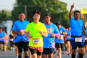 BIB: 512, 8006, 8244
                            <button type="button" onclick="openModal(3193638)" class="btn btn-primary btn-sm float-right btn-popup" data-toggle="modal" data-target=".modal-high-quality">
                        <i class="fas fa-shopping-cart"></i> Add to Cart
                    </button>
                                            <button type="button" onclick="isThisMe(3193638, true)" class="btn btn-success btn-sm float-right btn-popup btn-isme hidden" data-toggle="tooltip" data-placement="bottom" title="นี่คือรูปของคุณใช่ไหม คลิกที่นี่เพื่อเอาเข้าอัลบั้ม">
                        <i class="fas fa-plus"></i> Add to album
                    </button>
                    <button type="button" onclick="isThisMe(3193638, false)" class="btn btn-warning btn-sm float-right btn-popup btn-isnotme hidden">
                        <i class="fas fa-ban"></i> Remove from album
                    </button>