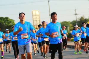 BIB: 8788, 778
                            <button type="button" onclick="openModal(3193896)" class="btn btn-primary btn-sm float-right btn-popup" data-toggle="modal" data-target=".modal-high-quality">
                        <i class="fas fa-shopping-cart"></i> Add to Cart
                    </button>
                                            <button type="button" onclick="isThisMe(3193896, true)" class="btn btn-success btn-sm float-right btn-popup btn-isme hidden" data-toggle="tooltip" data-placement="bottom" title="นี่คือรูปของคุณใช่ไหม คลิกที่นี่เพื่อเอาเข้าอัลบั้ม">
                        <i class="fas fa-plus"></i> Add to album
                    </button>
                    <button type="button" onclick="isThisMe(3193896, false)" class="btn btn-warning btn-sm float-right btn-popup btn-isnotme hidden">
                        <i class="fas fa-ban"></i> Remove from album
                    </button>