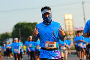 BIB: 9900
                            <button type="button" onclick="openModal(3198280)" class="btn btn-primary btn-sm float-right btn-popup" data-toggle="modal" data-target=".modal-high-quality">
                        <i class="fas fa-shopping-cart"></i> Add to Cart
                    </button>
                                            <button type="button" onclick="isThisMe(3198280, true)" class="btn btn-success btn-sm float-right btn-popup btn-isme hidden" data-toggle="tooltip" data-placement="bottom" title="นี่คือรูปของคุณใช่ไหม คลิกที่นี่เพื่อเอาเข้าอัลบั้ม">
                        <i class="fas fa-plus"></i> Add to album
                    </button>
                    <button type="button" onclick="isThisMe(3198280, false)" class="btn btn-warning btn-sm float-right btn-popup btn-isnotme hidden">
                        <i class="fas fa-ban"></i> Remove from album
                    </button>