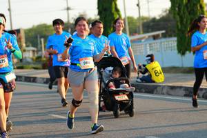 BIB: 984
                            <button type="button" onclick="openModal(3198300)" class="btn btn-primary btn-sm float-right btn-popup" data-toggle="modal" data-target=".modal-high-quality">
                        <i class="fas fa-shopping-cart"></i> Add to Cart
                    </button>
                                            <button type="button" onclick="isThisMe(3198300, true)" class="btn btn-success btn-sm float-right btn-popup btn-isme hidden" data-toggle="tooltip" data-placement="bottom" title="นี่คือรูปของคุณใช่ไหม คลิกที่นี่เพื่อเอาเข้าอัลบั้ม">
                        <i class="fas fa-plus"></i> Add to album
                    </button>
                    <button type="button" onclick="isThisMe(3198300, false)" class="btn btn-warning btn-sm float-right btn-popup btn-isnotme hidden">
                        <i class="fas fa-ban"></i> Remove from album
                    </button>