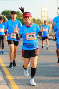 BIB: 829, 9096
                            <button type="button" onclick="openModal(3197931)" class="btn btn-primary btn-sm float-right btn-popup" data-toggle="modal" data-target=".modal-high-quality">
                        <i class="fas fa-shopping-cart"></i> Add to Cart
                    </button>
                                            <button type="button" onclick="isThisMe(3197931, true)" class="btn btn-success btn-sm float-right btn-popup btn-isme hidden" data-toggle="tooltip" data-placement="bottom" title="นี่คือรูปของคุณใช่ไหม คลิกที่นี่เพื่อเอาเข้าอัลบั้ม">
                        <i class="fas fa-plus"></i> Add to album
                    </button>
                    <button type="button" onclick="isThisMe(3197931, false)" class="btn btn-warning btn-sm float-right btn-popup btn-isnotme hidden">
                        <i class="fas fa-ban"></i> Remove from album
                    </button>