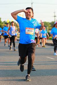 BIB: 9229
                            <button type="button" onclick="openModal(3197849)" class="btn btn-primary btn-sm float-right btn-popup" data-toggle="modal" data-target=".modal-high-quality">
                        <i class="fas fa-shopping-cart"></i> Add to Cart
                    </button>
                                            <button type="button" onclick="isThisMe(3197849, true)" class="btn btn-success btn-sm float-right btn-popup btn-isme hidden" data-toggle="tooltip" data-placement="bottom" title="นี่คือรูปของคุณใช่ไหม คลิกที่นี่เพื่อเอาเข้าอัลบั้ม">
                        <i class="fas fa-plus"></i> Add to album
                    </button>
                    <button type="button" onclick="isThisMe(3197849, false)" class="btn btn-warning btn-sm float-right btn-popup btn-isnotme hidden">
                        <i class="fas fa-ban"></i> Remove from album
                    </button>