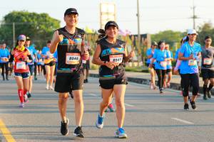 BIB: 8040, 042
                            <button type="button" onclick="openModal(3198186)" class="btn btn-primary btn-sm float-right btn-popup" data-toggle="modal" data-target=".modal-high-quality">
                        <i class="fas fa-shopping-cart"></i> Add to Cart
                    </button>
                                            <button type="button" onclick="isThisMe(3198186, true)" class="btn btn-success btn-sm float-right btn-popup btn-isme hidden" data-toggle="tooltip" data-placement="bottom" title="นี่คือรูปของคุณใช่ไหม คลิกที่นี่เพื่อเอาเข้าอัลบั้ม">
                        <i class="fas fa-plus"></i> Add to album
                    </button>
                    <button type="button" onclick="isThisMe(3198186, false)" class="btn btn-warning btn-sm float-right btn-popup btn-isnotme hidden">
                        <i class="fas fa-ban"></i> Remove from album
                    </button>