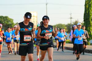 BIB: 8040, 042
                            <button type="button" onclick="openModal(3198198)" class="btn btn-primary btn-sm float-right btn-popup" data-toggle="modal" data-target=".modal-high-quality">
                        <i class="fas fa-shopping-cart"></i> Add to Cart
                    </button>
                                            <button type="button" onclick="isThisMe(3198198, true)" class="btn btn-success btn-sm float-right btn-popup btn-isme hidden" data-toggle="tooltip" data-placement="bottom" title="นี่คือรูปของคุณใช่ไหม คลิกที่นี่เพื่อเอาเข้าอัลบั้ม">
                        <i class="fas fa-plus"></i> Add to album
                    </button>
                    <button type="button" onclick="isThisMe(3198198, false)" class="btn btn-warning btn-sm float-right btn-popup btn-isnotme hidden">
                        <i class="fas fa-ban"></i> Remove from album
                    </button>