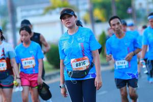 BIB: 9700, 8816, 1744
                            <button type="button" onclick="openModal(3382180)" class="btn btn-primary btn-sm float-right btn-popup" data-toggle="modal" data-target=".modal-high-quality">
                        <i class="fas fa-shopping-cart"></i> Add to Cart
                    </button>
                                            <button type="button" onclick="isThisMe(3382180, true)" class="btn btn-success btn-sm float-right btn-popup btn-isme hidden" data-toggle="tooltip" data-placement="bottom" title="นี่คือรูปของคุณใช่ไหม คลิกที่นี่เพื่อเอาเข้าอัลบั้ม">
                        <i class="fas fa-plus"></i> Add to album
                    </button>
                    <button type="button" onclick="isThisMe(3382180, false)" class="btn btn-warning btn-sm float-right btn-popup btn-isnotme hidden">
                        <i class="fas fa-ban"></i> Remove from album
                    </button>