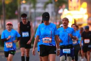 BIB: 812, 6375
                            <button type="button" onclick="openModal(3385212)" class="btn btn-primary btn-sm float-right btn-popup" data-toggle="modal" data-target=".modal-high-quality">
                        <i class="fas fa-shopping-cart"></i> Add to Cart
                    </button>
                                            <button type="button" onclick="isThisMe(3385212, true)" class="btn btn-success btn-sm float-right btn-popup btn-isme hidden" data-toggle="tooltip" data-placement="bottom" title="นี่คือรูปของคุณใช่ไหม คลิกที่นี่เพื่อเอาเข้าอัลบั้ม">
                        <i class="fas fa-plus"></i> Add to album
                    </button>
                    <button type="button" onclick="isThisMe(3385212, false)" class="btn btn-warning btn-sm float-right btn-popup btn-isnotme hidden">
                        <i class="fas fa-ban"></i> Remove from album
                    </button>