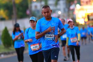 BIB: 6584, 9190, 
                            <button type="button" onclick="openModal(3384773)" class="btn btn-primary btn-sm float-right btn-popup" data-toggle="modal" data-target=".modal-high-quality">
                        <i class="fas fa-shopping-cart"></i> Add to Cart
                    </button>
                                            <button type="button" onclick="isThisMe(3384773, true)" class="btn btn-success btn-sm float-right btn-popup btn-isme hidden" data-toggle="tooltip" data-placement="bottom" title="นี่คือรูปของคุณใช่ไหม คลิกที่นี่เพื่อเอาเข้าอัลบั้ม">
                        <i class="fas fa-plus"></i> Add to album
                    </button>
                    <button type="button" onclick="isThisMe(3384773, false)" class="btn btn-warning btn-sm float-right btn-popup btn-isnotme hidden">
                        <i class="fas fa-ban"></i> Remove from album
                    </button>