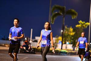 BIB: 251
                            <button type="button" onclick="openModal(3438755)" class="btn btn-primary btn-sm float-right btn-popup" data-toggle="modal" data-target=".modal-high-quality">
                        <i class="fas fa-shopping-cart"></i> Add to Cart
                    </button>
                                            <button type="button" onclick="isThisMe(3438755, true)" class="btn btn-success btn-sm float-right btn-popup btn-isme hidden" data-toggle="tooltip" data-placement="bottom" title="นี่คือรูปของคุณใช่ไหม คลิกที่นี่เพื่อเอาเข้าอัลบั้ม">
                        <i class="fas fa-plus"></i> Add to album
                    </button>
                    <button type="button" onclick="isThisMe(3438755, false)" class="btn btn-warning btn-sm float-right btn-popup btn-isnotme hidden">
                        <i class="fas fa-ban"></i> Remove from album
                    </button>