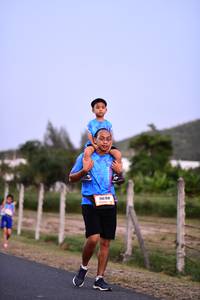 BIB: 9698
                            <button type="button" onclick="openModal(3438283)" class="btn btn-primary btn-sm float-right btn-popup" data-toggle="modal" data-target=".modal-high-quality">
                        <i class="fas fa-shopping-cart"></i> Add to Cart
                    </button>
                                            <button type="button" onclick="isThisMe(3438283, true)" class="btn btn-success btn-sm float-right btn-popup btn-isme hidden" data-toggle="tooltip" data-placement="bottom" title="นี่คือรูปของคุณใช่ไหม คลิกที่นี่เพื่อเอาเข้าอัลบั้ม">
                        <i class="fas fa-plus"></i> Add to album
                    </button>
                    <button type="button" onclick="isThisMe(3438283, false)" class="btn btn-warning btn-sm float-right btn-popup btn-isnotme hidden">
                        <i class="fas fa-ban"></i> Remove from album
                    </button>