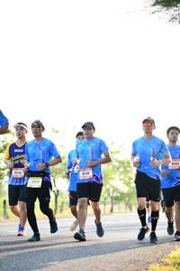 BIB: 246, 9562, 230
                            <button type="button" onclick="openModal(3406647)" class="btn btn-primary btn-sm float-right btn-popup" data-toggle="modal" data-target=".modal-high-quality">
                        <i class="fas fa-shopping-cart"></i> Add to Cart
                    </button>
                                            <button type="button" onclick="isThisMe(3406647, true)" class="btn btn-success btn-sm float-right btn-popup btn-isme hidden" data-toggle="tooltip" data-placement="bottom" title="นี่คือรูปของคุณใช่ไหม คลิกที่นี่เพื่อเอาเข้าอัลบั้ม">
                        <i class="fas fa-plus"></i> Add to album
                    </button>
                    <button type="button" onclick="isThisMe(3406647, false)" class="btn btn-warning btn-sm float-right btn-popup btn-isnotme hidden">
                        <i class="fas fa-ban"></i> Remove from album
                    </button>