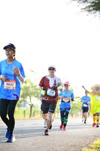 BIB: 8833, 7256, 995
                            <button type="button" onclick="openModal(3406484)" class="btn btn-primary btn-sm float-right btn-popup" data-toggle="modal" data-target=".modal-high-quality">
                        <i class="fas fa-shopping-cart"></i> Add to Cart
                    </button>
                                            <button type="button" onclick="isThisMe(3406484, true)" class="btn btn-success btn-sm float-right btn-popup btn-isme hidden" data-toggle="tooltip" data-placement="bottom" title="นี่คือรูปของคุณใช่ไหม คลิกที่นี่เพื่อเอาเข้าอัลบั้ม">
                        <i class="fas fa-plus"></i> Add to album
                    </button>
                    <button type="button" onclick="isThisMe(3406484, false)" class="btn btn-warning btn-sm float-right btn-popup btn-isnotme hidden">
                        <i class="fas fa-ban"></i> Remove from album
                    </button>