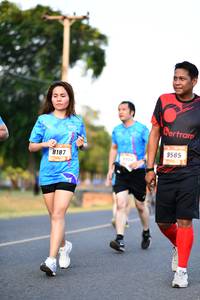 BIB: 958, 187
                            <button type="button" onclick="openModal(3430537)" class="btn btn-primary btn-sm float-right btn-popup" data-toggle="modal" data-target=".modal-high-quality">
                        <i class="fas fa-shopping-cart"></i> Add to Cart
                    </button>
                                            <button type="button" onclick="isThisMe(3430537, true)" class="btn btn-success btn-sm float-right btn-popup btn-isme hidden" data-toggle="tooltip" data-placement="bottom" title="นี่คือรูปของคุณใช่ไหม คลิกที่นี่เพื่อเอาเข้าอัลบั้ม">
                        <i class="fas fa-plus"></i> Add to album
                    </button>
                    <button type="button" onclick="isThisMe(3430537, false)" class="btn btn-warning btn-sm float-right btn-popup btn-isnotme hidden">
                        <i class="fas fa-ban"></i> Remove from album
                    </button>
