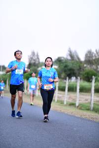 BIB: 609, 919
                            <button type="button" onclick="openModal(3437716)" class="btn btn-primary btn-sm float-right btn-popup" data-toggle="modal" data-target=".modal-high-quality">
                        <i class="fas fa-shopping-cart"></i> Add to Cart
                    </button>
                                            <button type="button" onclick="isThisMe(3437716, true)" class="btn btn-success btn-sm float-right btn-popup btn-isme hidden" data-toggle="tooltip" data-placement="bottom" title="นี่คือรูปของคุณใช่ไหม คลิกที่นี่เพื่อเอาเข้าอัลบั้ม">
                        <i class="fas fa-plus"></i> Add to album
                    </button>
                    <button type="button" onclick="isThisMe(3437716, false)" class="btn btn-warning btn-sm float-right btn-popup btn-isnotme hidden">
                        <i class="fas fa-ban"></i> Remove from album
                    </button>