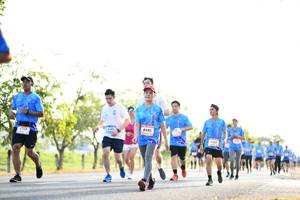 BIB: 8495
                            <button type="button" onclick="openModal(3407464)" class="btn btn-primary btn-sm float-right btn-popup" data-toggle="modal" data-target=".modal-high-quality">
                        <i class="fas fa-shopping-cart"></i> Add to Cart
                    </button>
                                            <button type="button" onclick="isThisMe(3407464, true)" class="btn btn-success btn-sm float-right btn-popup btn-isme hidden" data-toggle="tooltip" data-placement="bottom" title="นี่คือรูปของคุณใช่ไหม คลิกที่นี่เพื่อเอาเข้าอัลบั้ม">
                        <i class="fas fa-plus"></i> Add to album
                    </button>
                    <button type="button" onclick="isThisMe(3407464, false)" class="btn btn-warning btn-sm float-right btn-popup btn-isnotme hidden">
                        <i class="fas fa-ban"></i> Remove from album
                    </button>