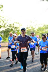 BIB: 471, 9042, 9890
                            <button type="button" onclick="openModal(3409433)" class="btn btn-primary btn-sm float-right btn-popup" data-toggle="modal" data-target=".modal-high-quality">
                        <i class="fas fa-shopping-cart"></i> Add to Cart
                    </button>
                                            <button type="button" onclick="isThisMe(3409433, true)" class="btn btn-success btn-sm float-right btn-popup btn-isme hidden" data-toggle="tooltip" data-placement="bottom" title="นี่คือรูปของคุณใช่ไหม คลิกที่นี่เพื่อเอาเข้าอัลบั้ม">
                        <i class="fas fa-plus"></i> Add to album
                    </button>
                    <button type="button" onclick="isThisMe(3409433, false)" class="btn btn-warning btn-sm float-right btn-popup btn-isnotme hidden">
                        <i class="fas fa-ban"></i> Remove from album
                    </button>