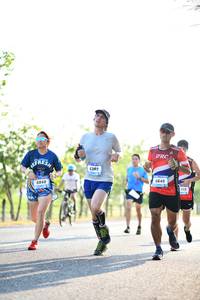 BIB: 389, 6840, 6640
                            <button type="button" onclick="openModal(3392551)" class="btn btn-primary btn-sm float-right btn-popup" data-toggle="modal" data-target=".modal-high-quality">
                        <i class="fas fa-shopping-cart"></i> Add to Cart
                    </button>
                                            <button type="button" onclick="isThisMe(3392551, true)" class="btn btn-success btn-sm float-right btn-popup btn-isme hidden" data-toggle="tooltip" data-placement="bottom" title="นี่คือรูปของคุณใช่ไหม คลิกที่นี่เพื่อเอาเข้าอัลบั้ม">
                        <i class="fas fa-plus"></i> Add to album
                    </button>
                    <button type="button" onclick="isThisMe(3392551, false)" class="btn btn-warning btn-sm float-right btn-popup btn-isnotme hidden">
                        <i class="fas fa-ban"></i> Remove from album
                    </button>